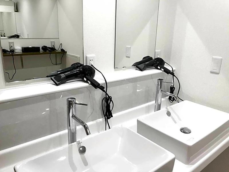 Az Hostel โอซาก้า ภายนอก รูปภาพ